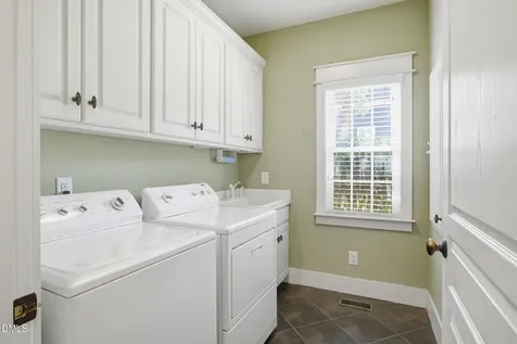 2109 Taramar Lane Zebulon NC 27597