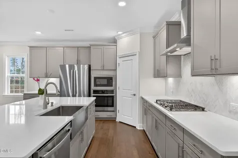 2552 Hayes Hill Place Cary NC 27519