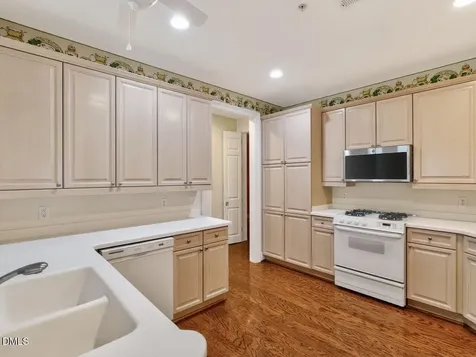 2901 Market Bridge Lane Raleigh NC 27608