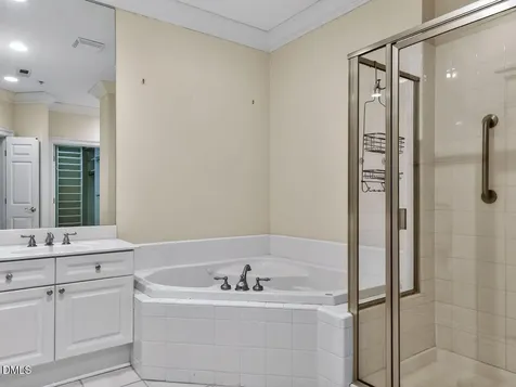 2901 Market Bridge Lane Raleigh NC 27608