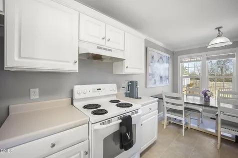 113 Dawn Avenue Four Oaks NC 27524