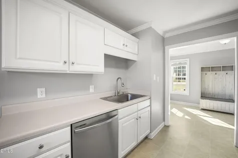 113 Dawn Avenue Four Oaks NC 27524