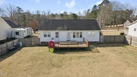 113 Dawn Avenue Four Oaks NC 27524