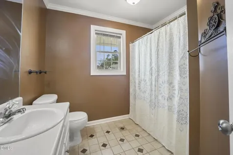 113 Dawn Avenue Four Oaks NC 27524