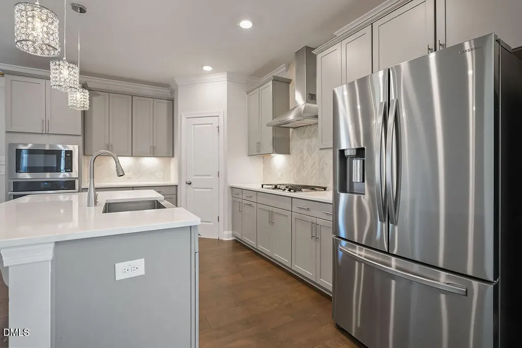 1932 Heisser Lane Fuquay Varina NC 27526
