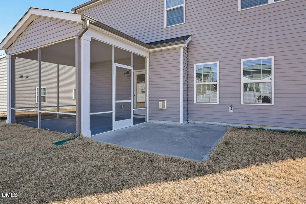 1932 Heisser Lane Fuquay Varina NC 27526