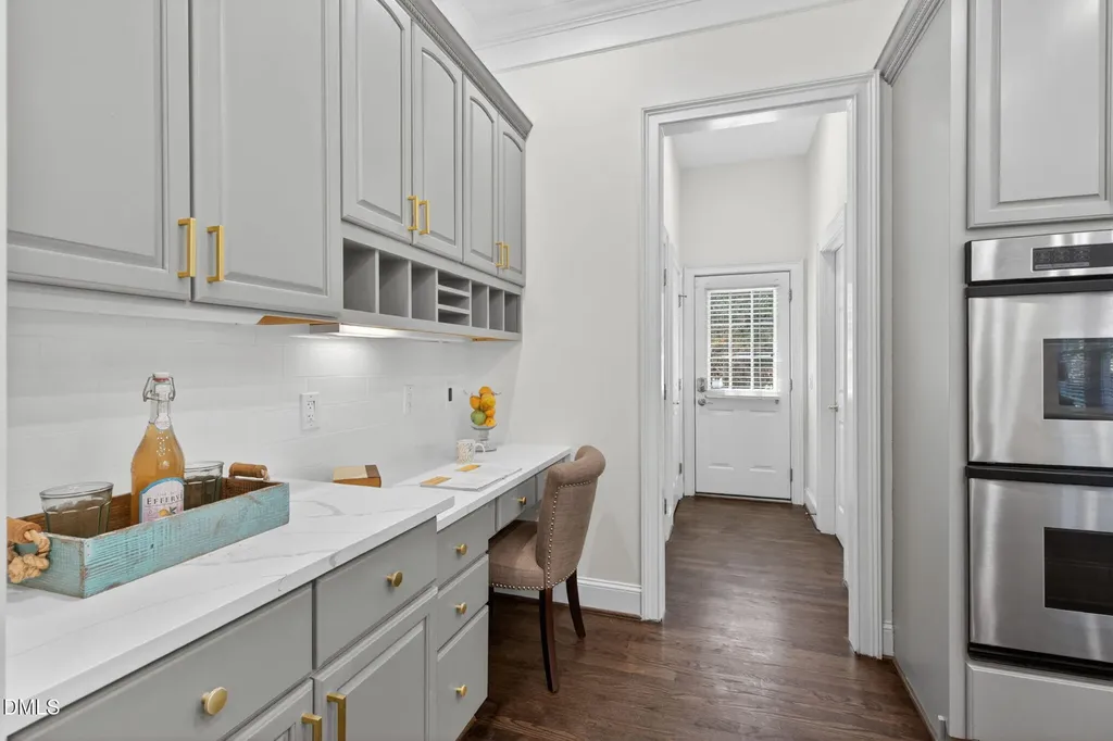 102 Trellingwood Morrisville NC 27560