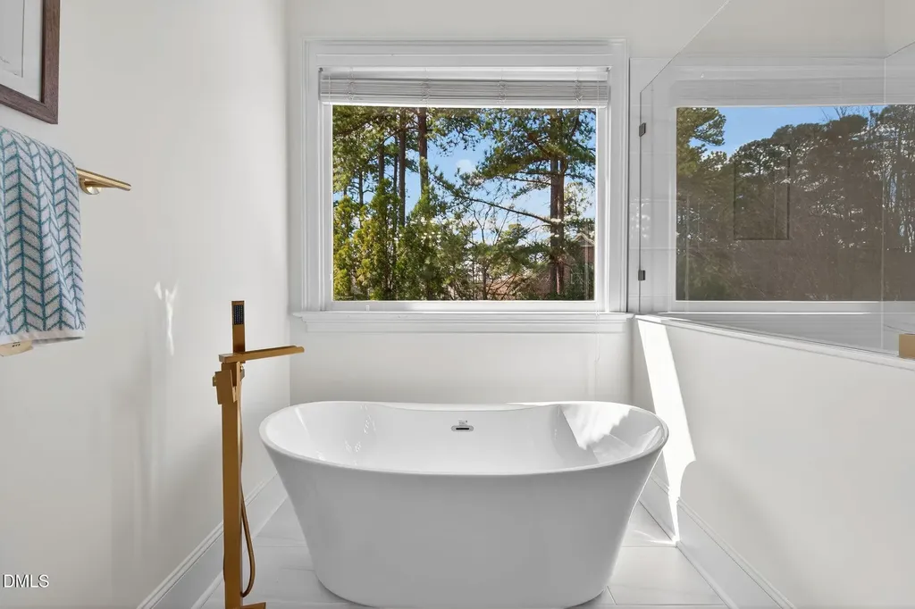 102 Trellingwood Morrisville NC 27560