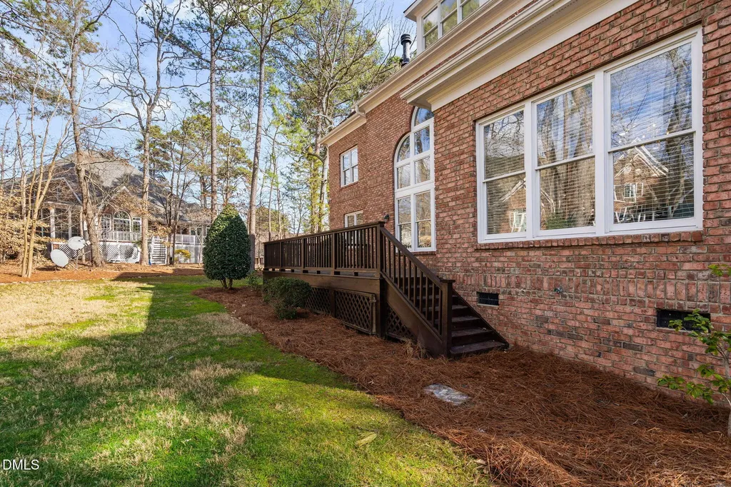 102 Trellingwood Morrisville NC 27560