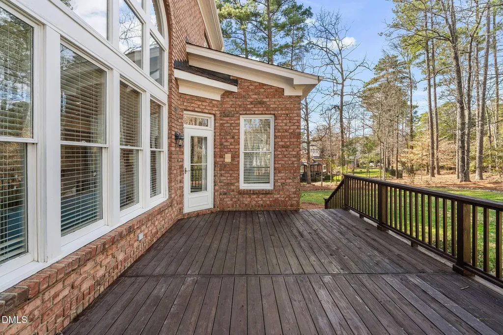 102 Trellingwood Morrisville NC 27560