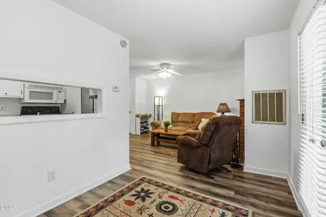 3237 Mill Run Raleigh NC 27612