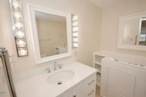 306 Plainview Avenue Raleigh NC 27604
