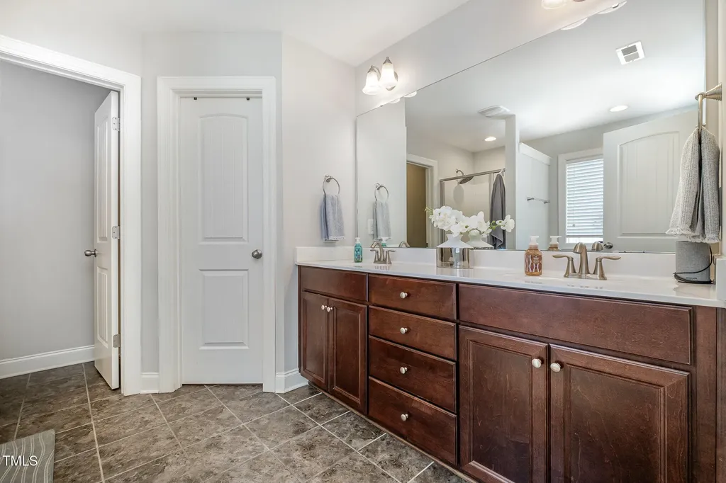 701 Laurel Spring Drive Fuquay Varina NC 27526