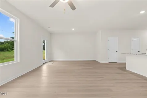2146 Willow Glen Drive Graham NC 27253