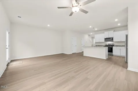 2146 Willow Glen Drive Graham NC 27253