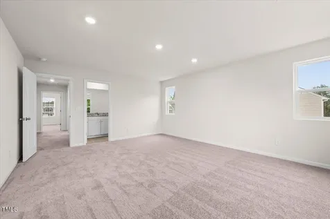 2112 Willow Glen Drive Graham NC 27253
