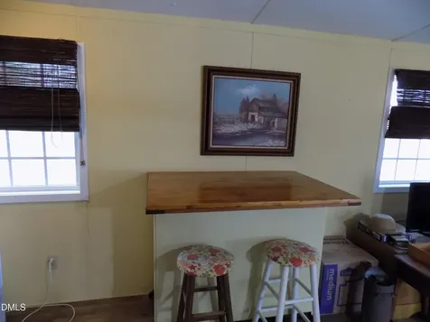 15 Full Circle Spring Hope NC 27882