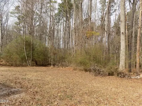 15 Full Circle Spring Hope NC 27882