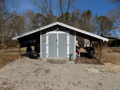 15 Full Circle Spring Hope NC 27882