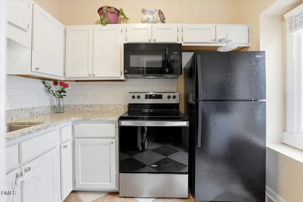 6152 Loch Laural Lane Raleigh NC 27613