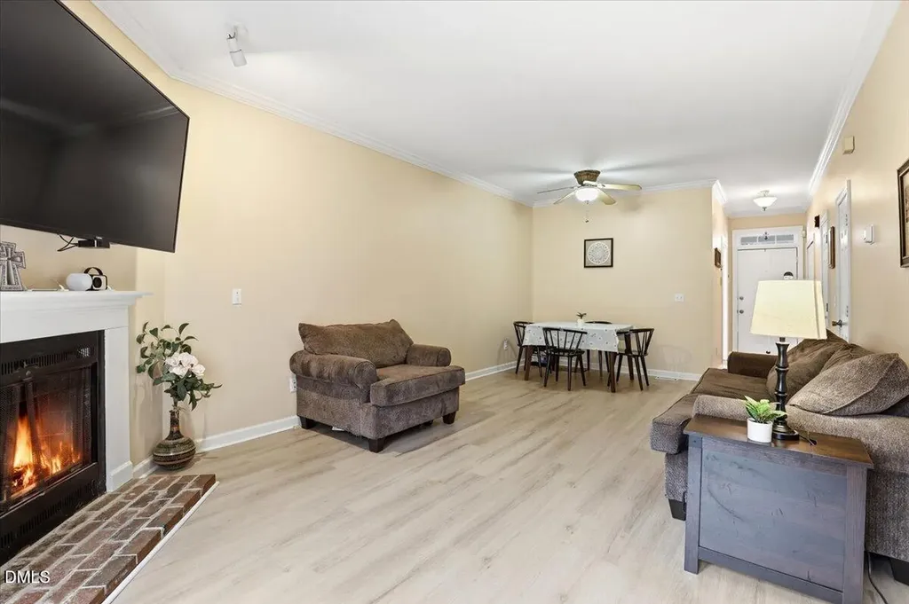 6152 Loch Laural Lane Raleigh NC 27613