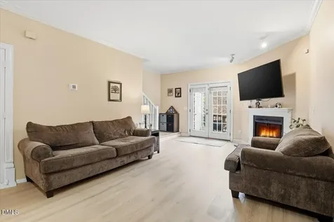 6152 Loch Laural Lane Raleigh NC 27613