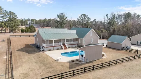 4240 Nicholson Road Cameron NC 28326