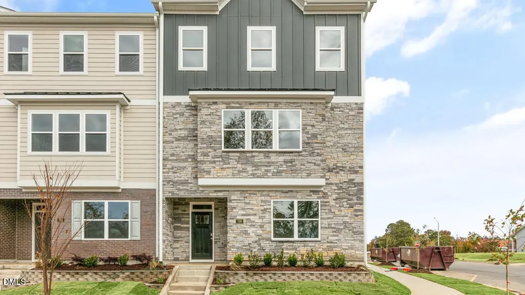 907 Washington Street Fuquay Varina NC 27526