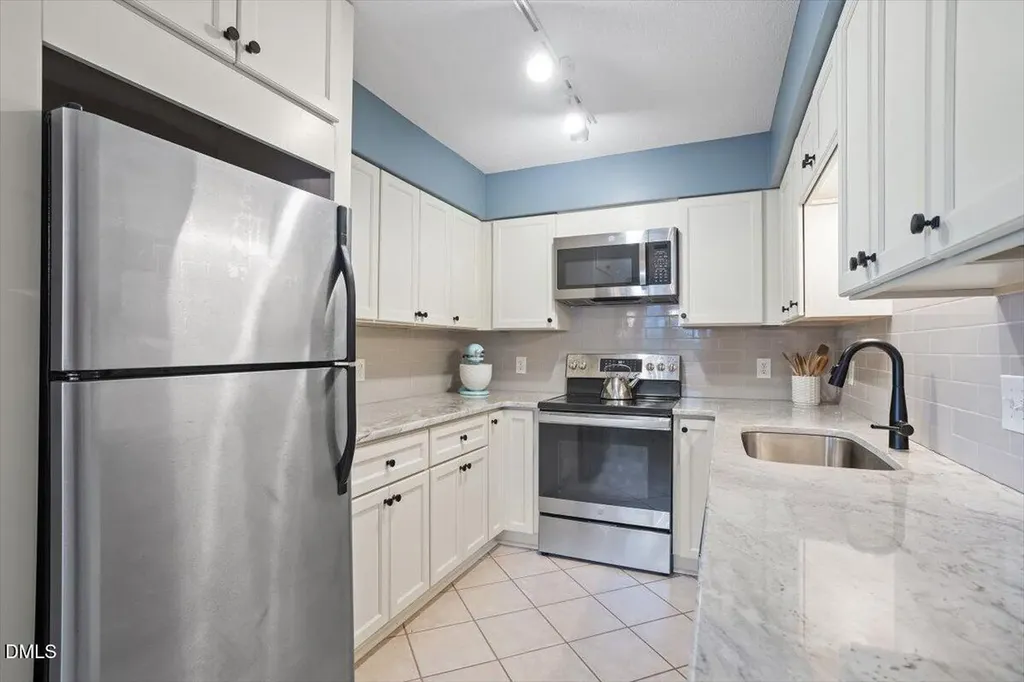 1008 Oak Lake Court Raleigh NC 27606