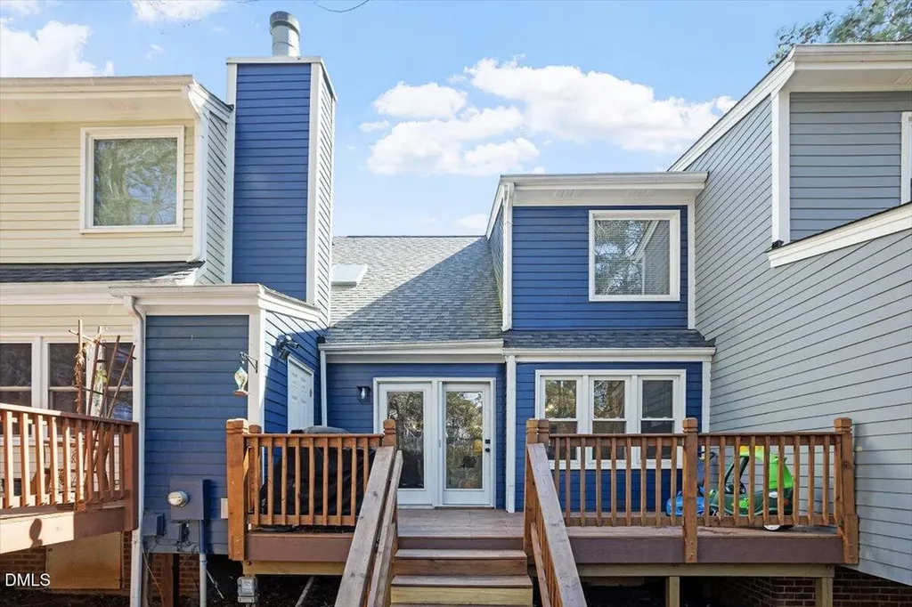 1008 Oak Lake Court Raleigh NC 27606