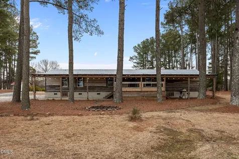 613 Will Lucas Road Linden NC 28356