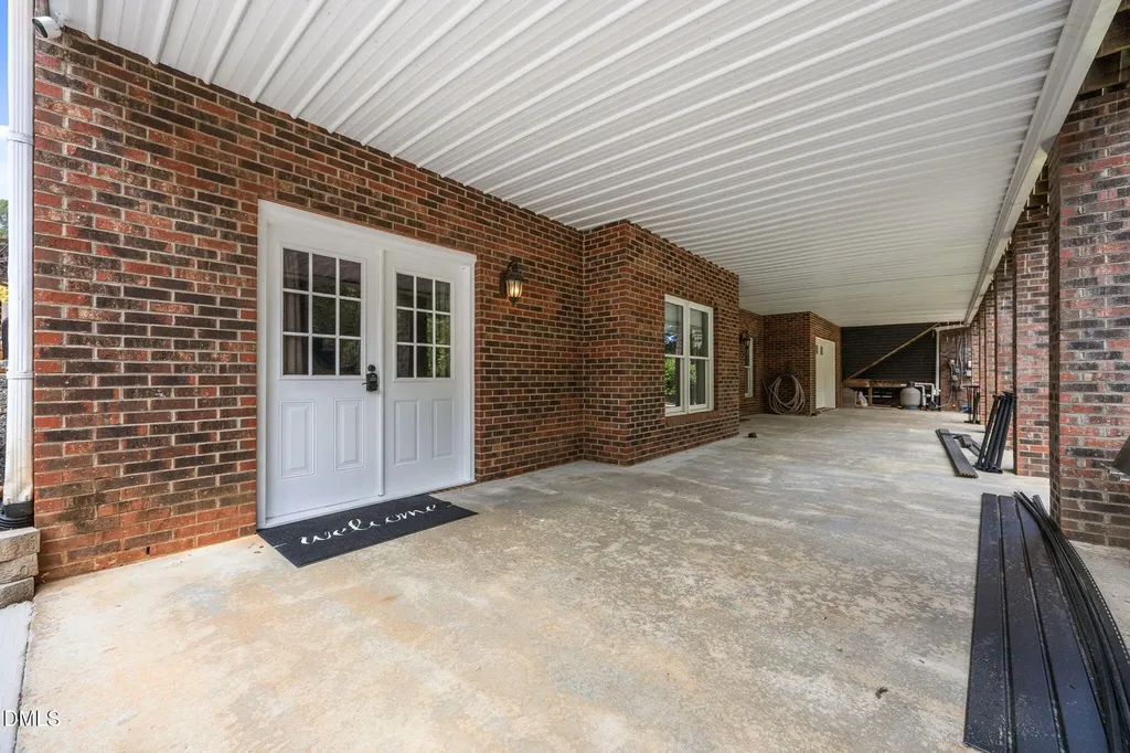 2604 Northstream Court Haw River NC 27258
