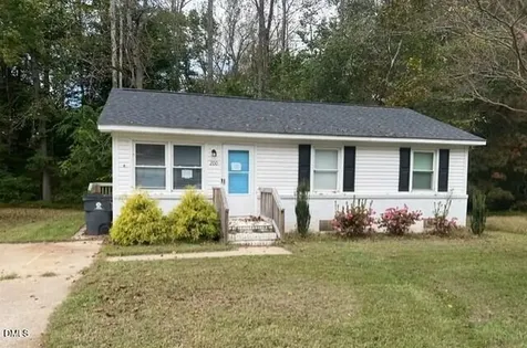200 W Westbury Drive Oxford NC 27565