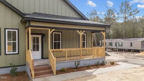 151 Creek Bend Drive Vass NC 28394