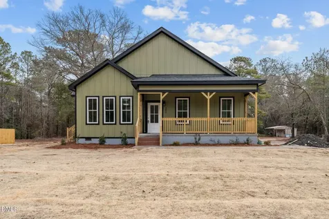 151 Creek Bend Drive Vass NC 28394