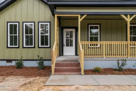 151 Creek Bend Drive Vass NC 28394