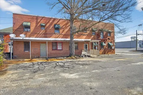1010 S Garnett Street Henderson NC 27536