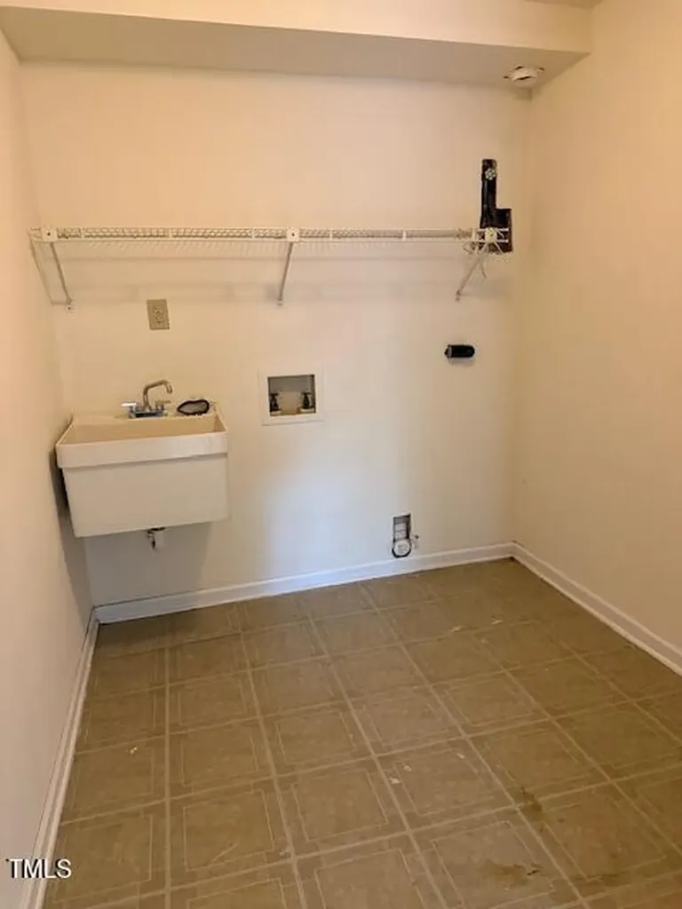 6102 Highcastle Court Raleigh NC 27613