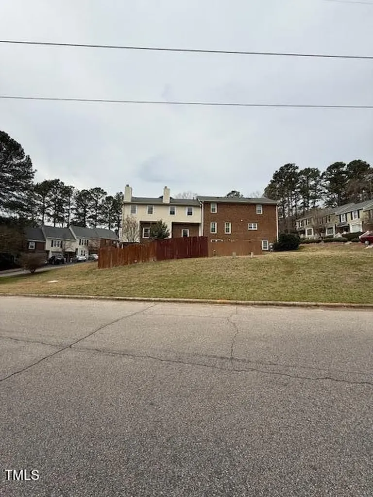 6102 Highcastle Court Raleigh NC 27613