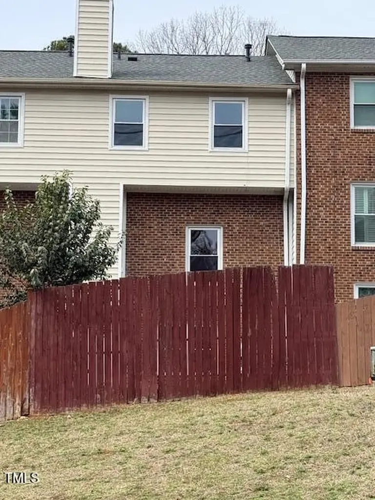 6102 Highcastle Court Raleigh NC 27613