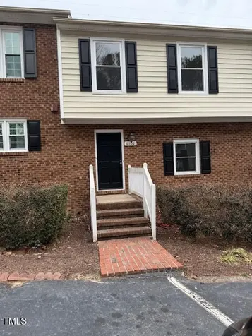 6102 Highcastle Court Raleigh NC 27613