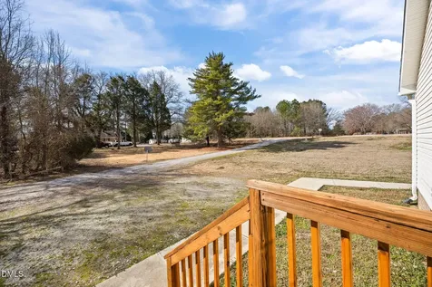 2687 Nc 39 S Henderson NC 27537