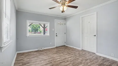 501 Apple Street Burlington NC 27217