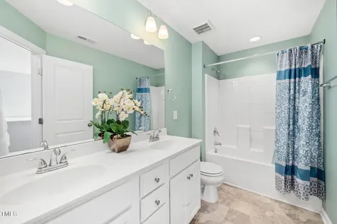 78 N Porcenna Lane Clayton NC 27527