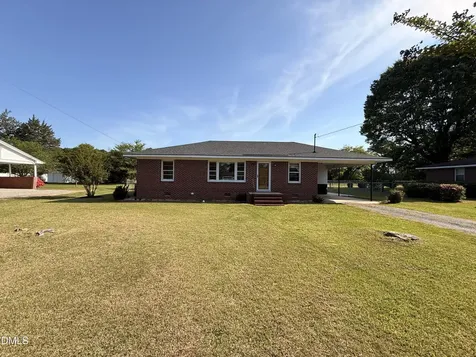 110 Linda Street Princeton NC 27569