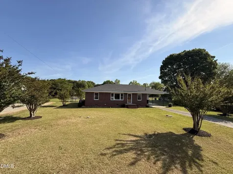 110 Linda Street Princeton NC 27569
