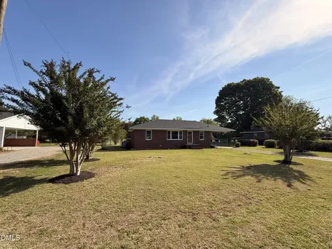 110 Linda Street Princeton NC 27569