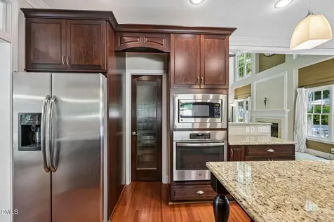 504 Kingswood Drive Cary NC 27513