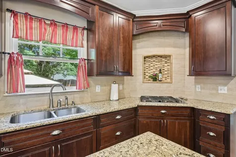 504 Kingswood Drive Cary NC 27513