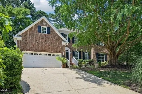 504 Kingswood Drive Cary NC 27513